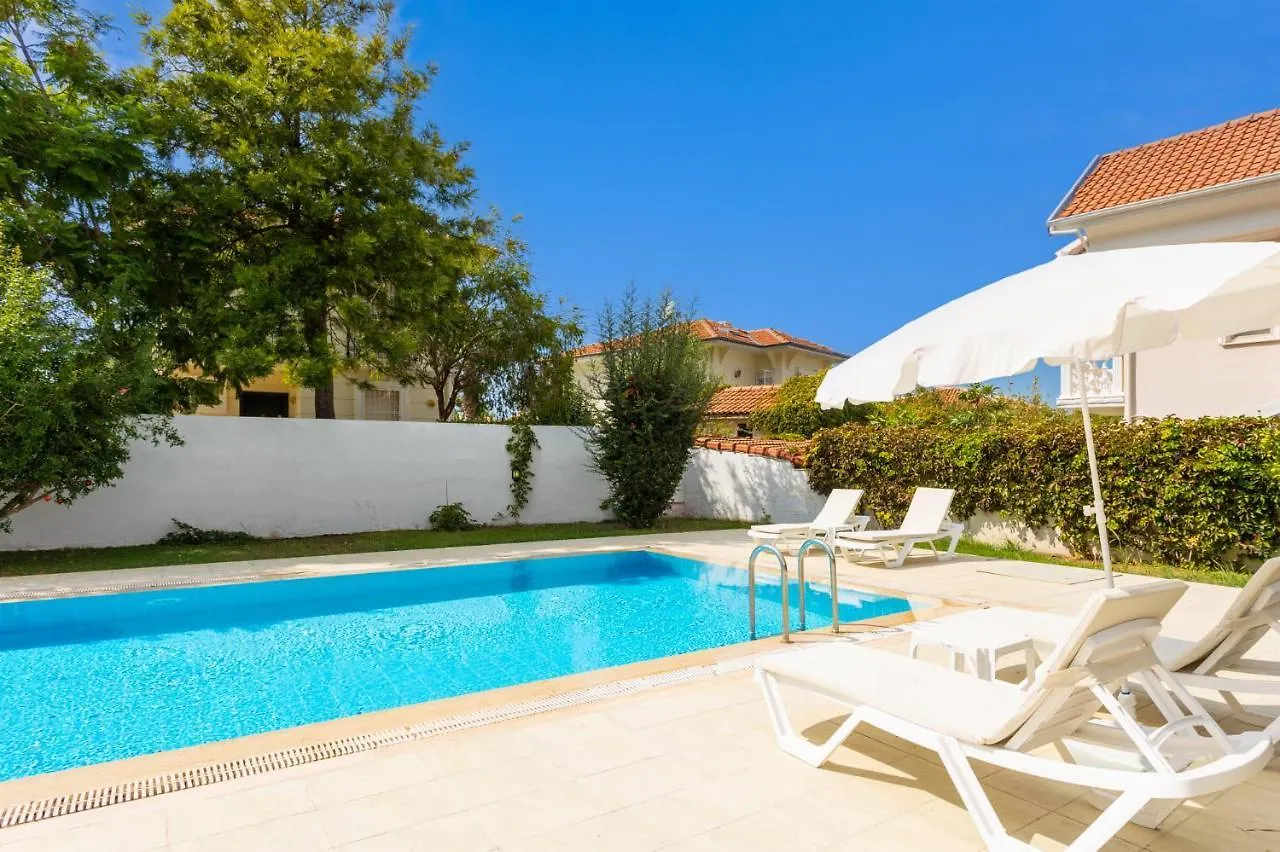 Villa Oliv Олудениз